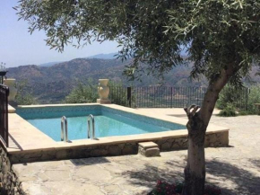 Charming cottage in Gaggi with swimming pool Gaggi